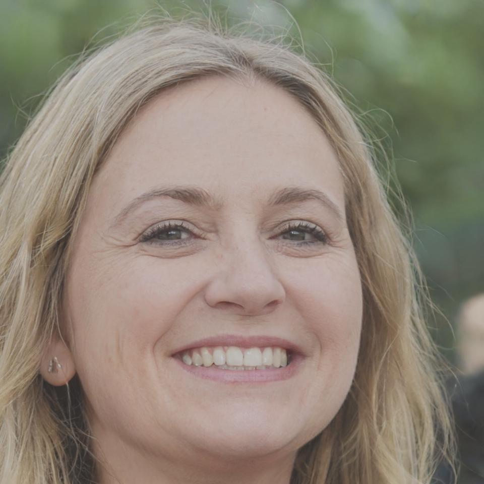 Marlies Eckhardt - Finanzbildungsexpertin